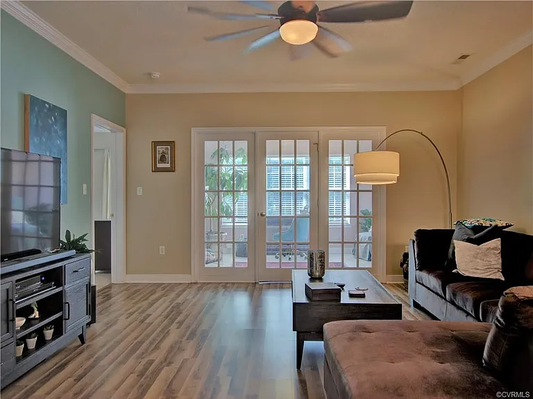 4706 Twin Hickory Lake Dr — Photo 1