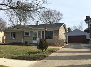 4111 Clayborn Rd, Lansing, MI 48911