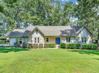 103 Oak Meadow Dr, Simpsonville, SC 29681