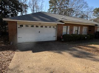 1219 Ferncrest Dr, Jackson, MS 39211