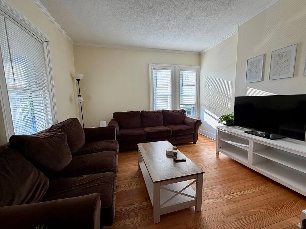 84 S Whittlesey Ave — Photo 4