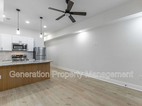 4th image of 1124 Garfield St #A