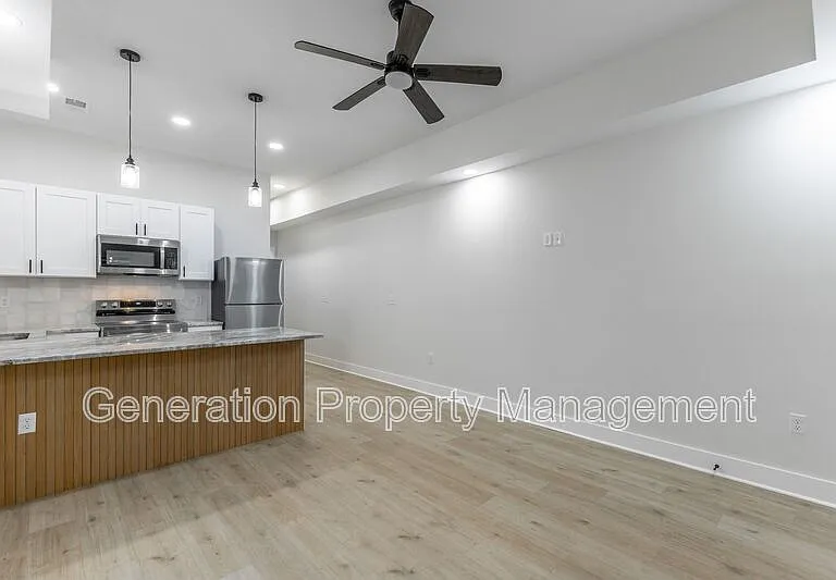 1124 Garfield St #A — Photo 4