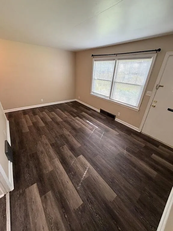730 West Street — Photo 2