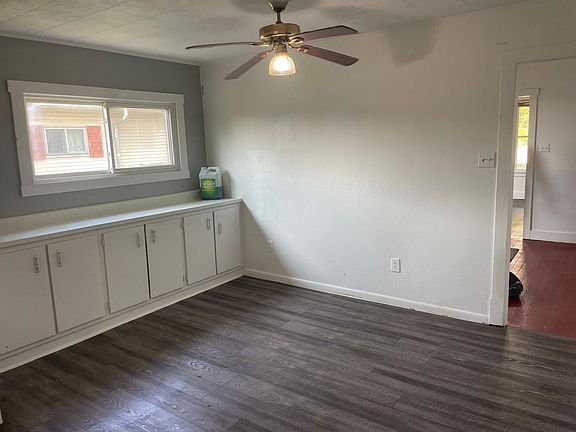 3rd image of 622 6th St