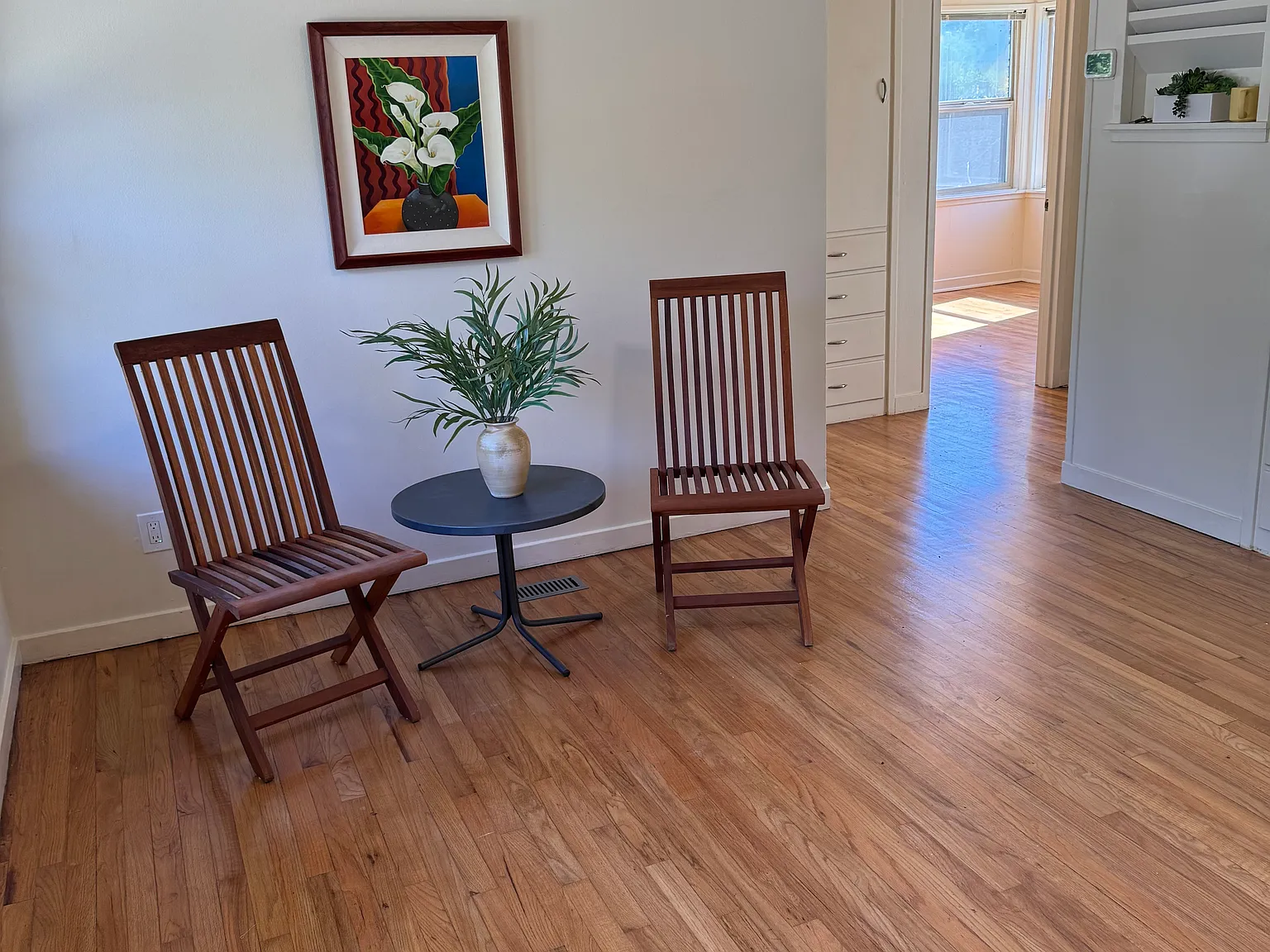 3 bed, 1.5 bath, 1303 sqft, $2,200 — Photo 4