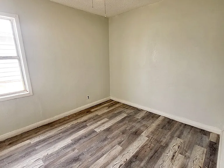 1501 Sycamore St #A — Photo 17