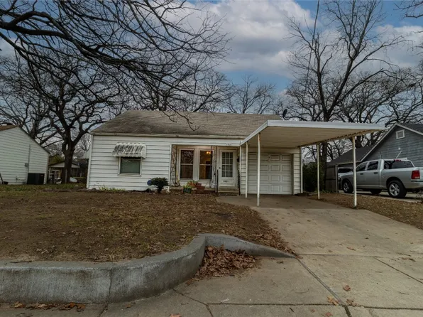 1921 Layton Ave, Haltom City, TX 76117