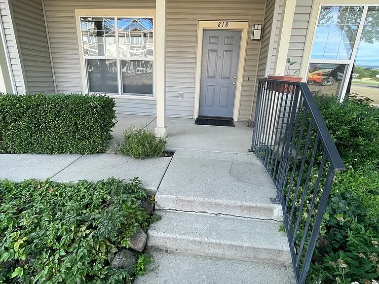 816 Pavilion Pl — Photo 15