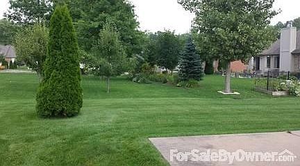 3rd image of 53430 Woodside Dr