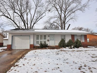 550 Ridge Ave, Elk Grove Village, IL, 60007