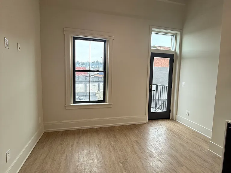 411 W 1st Ave #306 — Photo 8