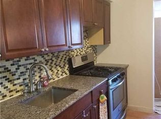 16 Jarvin Rd, Port Jefferson Station, NY 11776