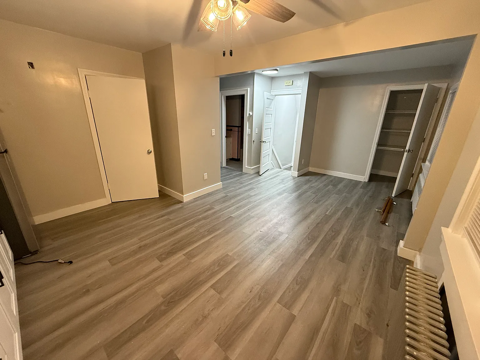16 Potter Ave — Photo 2
