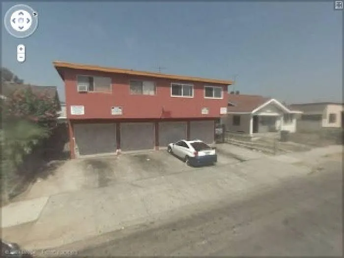 2277 Locust Ave — Photo 1
