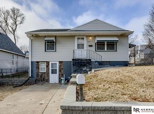 4302 S 37th St, Omaha, NE 68107