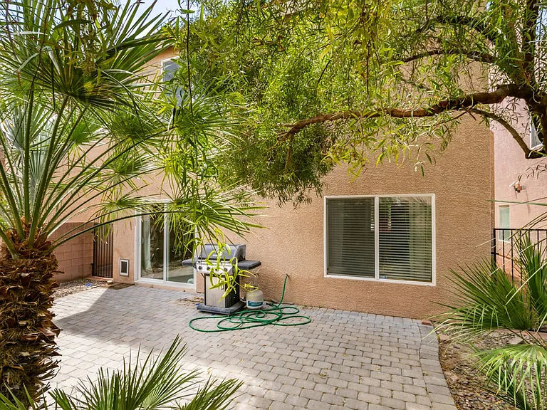 4586 W Camero Ave — Photo 40