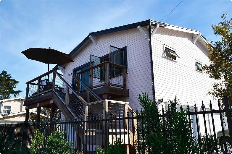 1st image of 3566 37th St