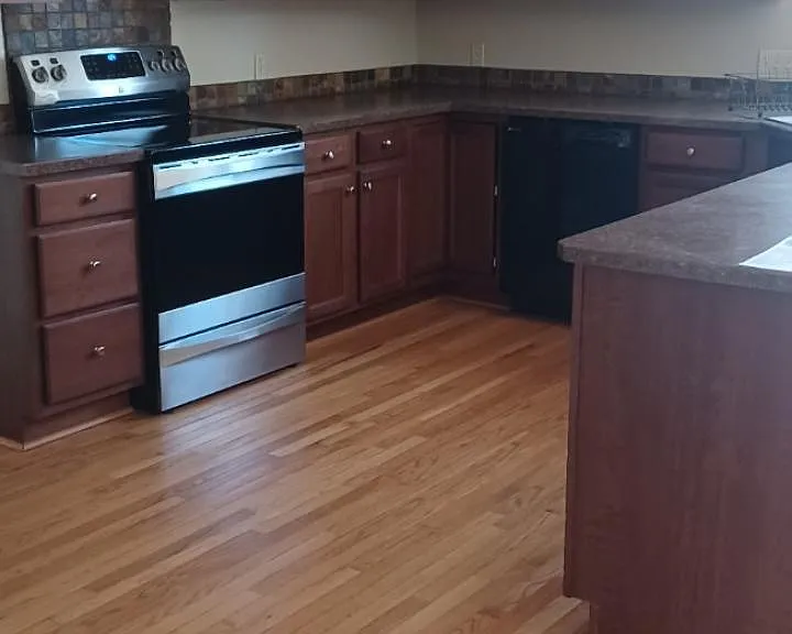 396 W Mangrum Dr — Photo 3