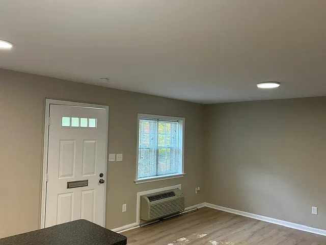 Studio, 525 sqft, $1,800 — Photo 4
