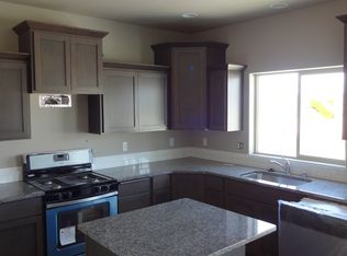 3130 S Edison Ct, Kennewick, WA 99338