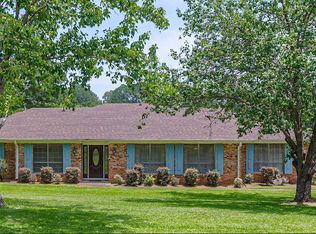 315 Swan Lake Dr, Jackson, MS 39212