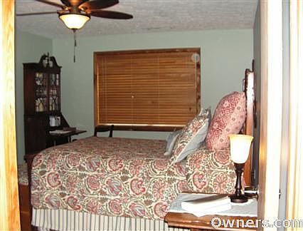 Master Bedroom, upstairs