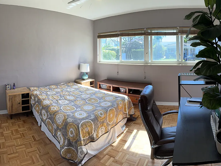 spacious 3rd bedroom