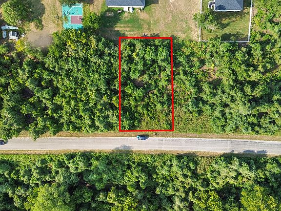 3rd image of 931 E Riverside Dr