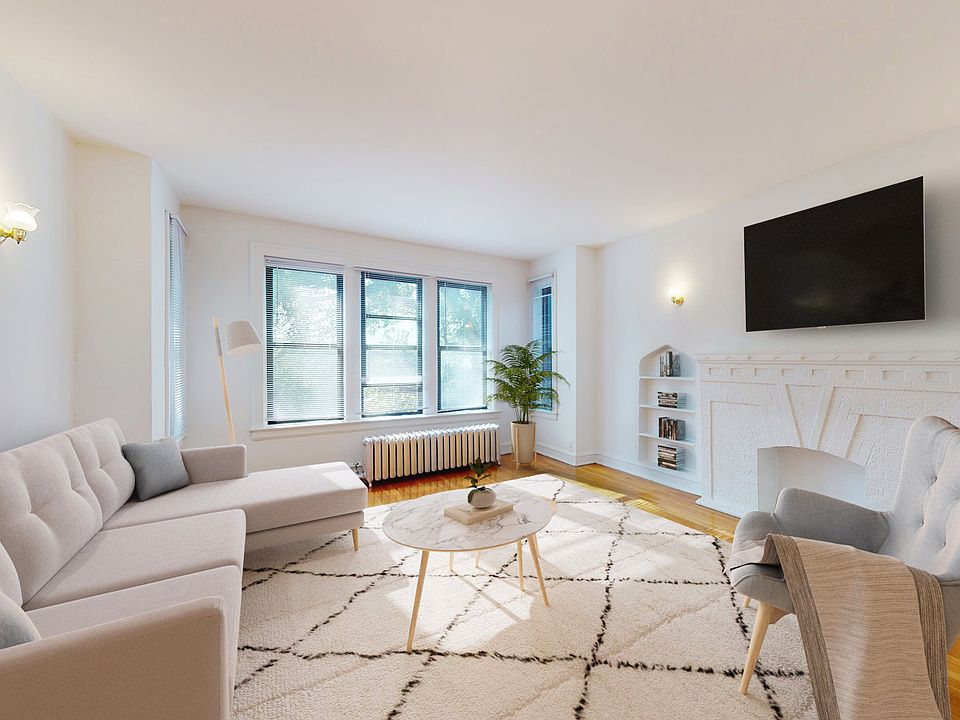 Dining/Living room