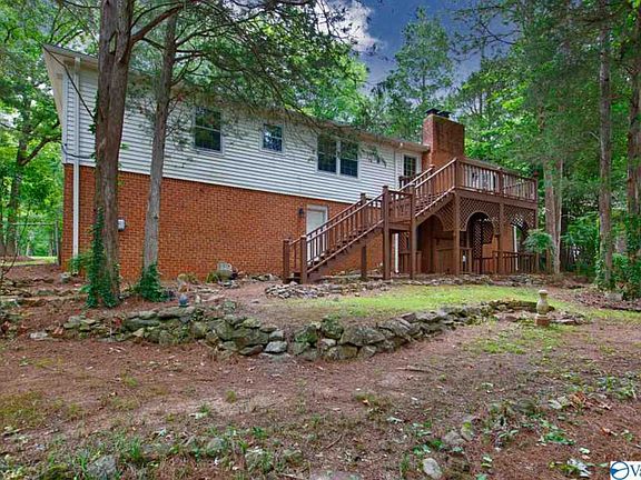3rd image of 11115 Hillwood Dr SE
