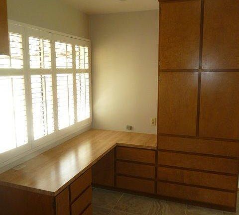 3rd image of 3643 Lusk Dr