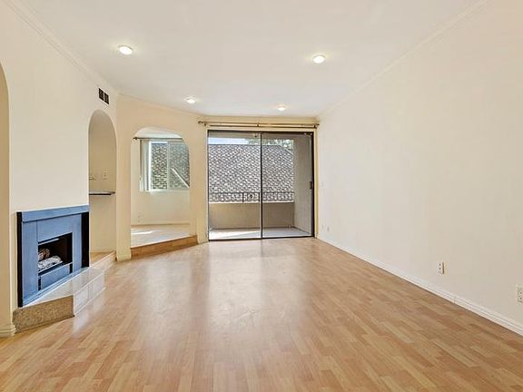 3rd image of 8455 Fountain Ave Unit 516