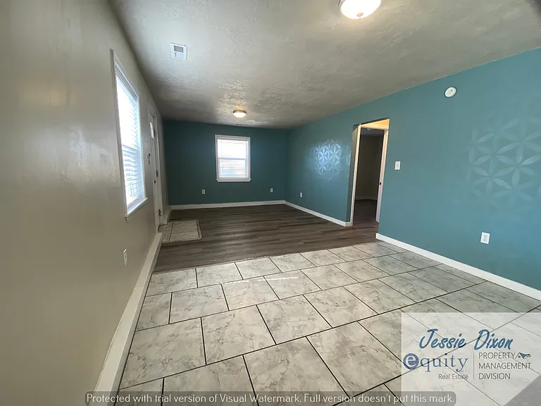4030 S Madison Ave — Photo 13