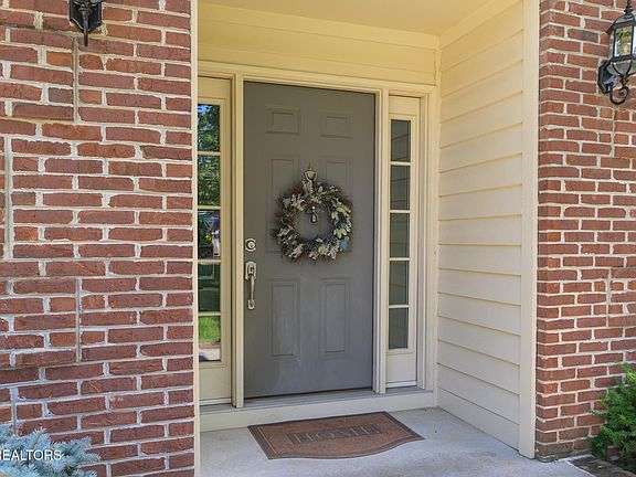4th image of 1432 Knightsbridge Dr