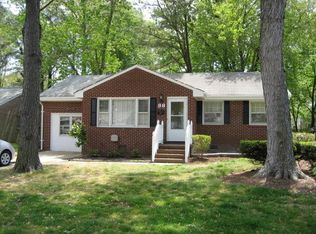 38 Fox Grove Dr, Hampton, VA 23664
