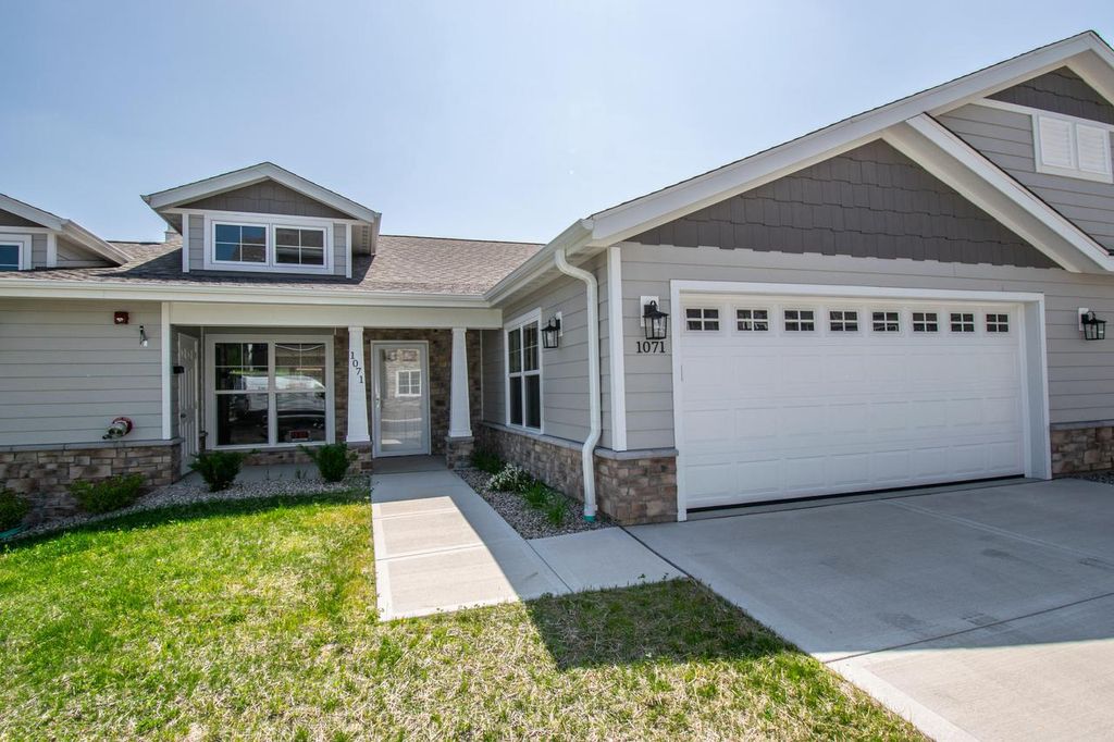 1072 Harbor AVENUE, West Bend, WI, West Bend