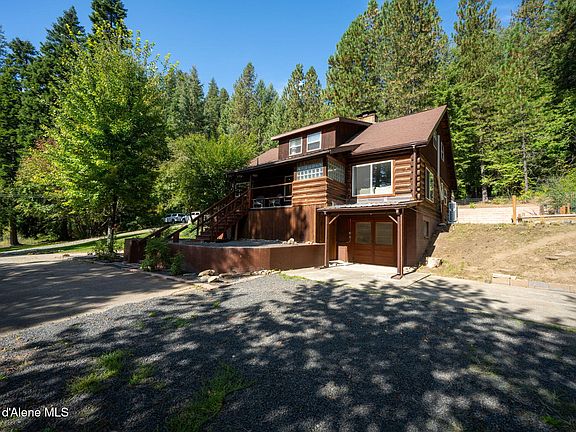 3rd image of 1034 Saint Joe River Rd