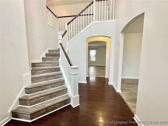 3rd image of 3037 Eaglecrest Ln