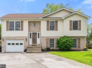 2126 Mark Dr, Middletown, VA 22645