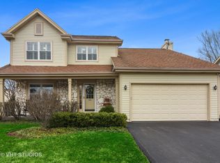 588 Turtle Pond Ct, Lake Zurich, IL 60047