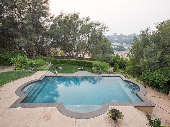 5th image of 3516 Bergamo Dr