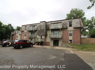 708 Dondee Dr APT 11, Manhattan, KS 66502