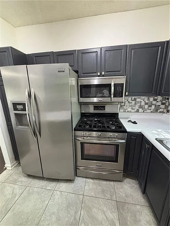 2 bed, 2.5 bath, 1574 sqft, $1,850 — Photo 3