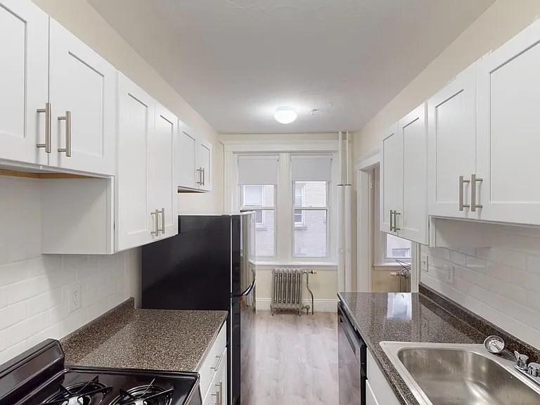 235 Park Dr #33 — Photo 13