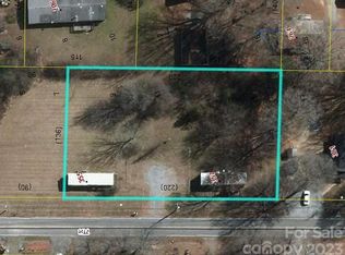 355 7th St SW, Taylorsville, NC 28681