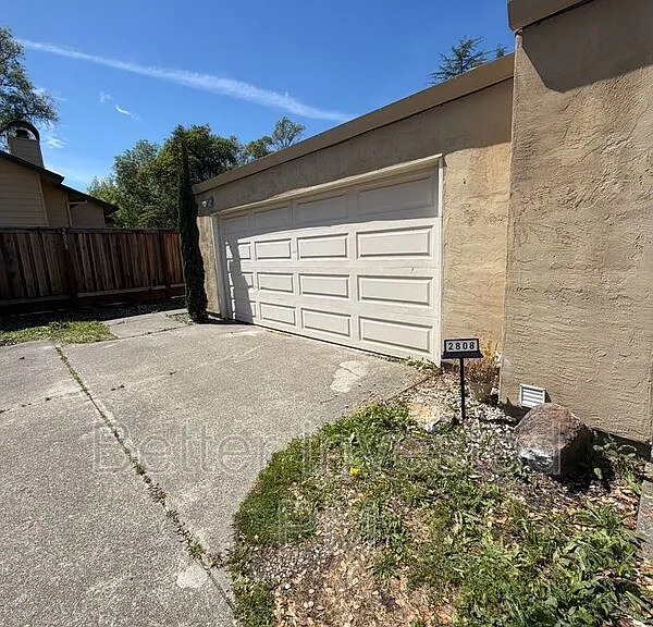2808 Tachevah Dr — Photo 1