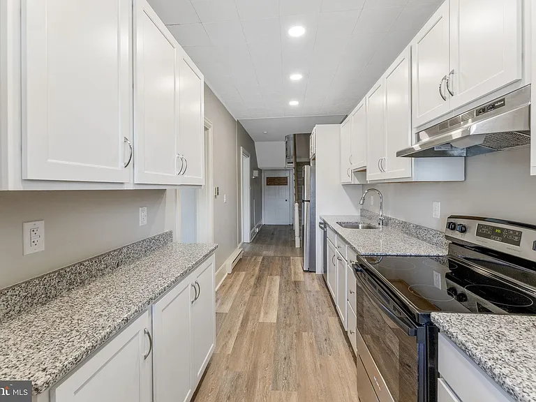 383 Anderson Rd #B — Photo 11