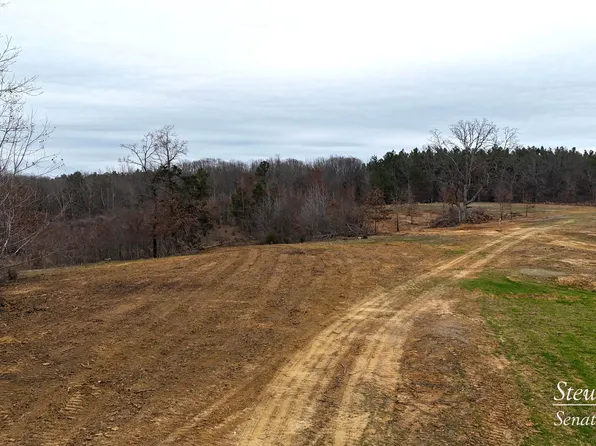 Steward Rd, Senatobia, MS 38668