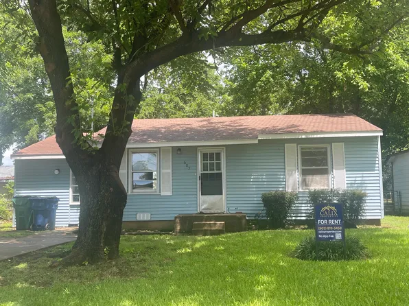 605 S Magnolia St, Pottsboro, TX 75076